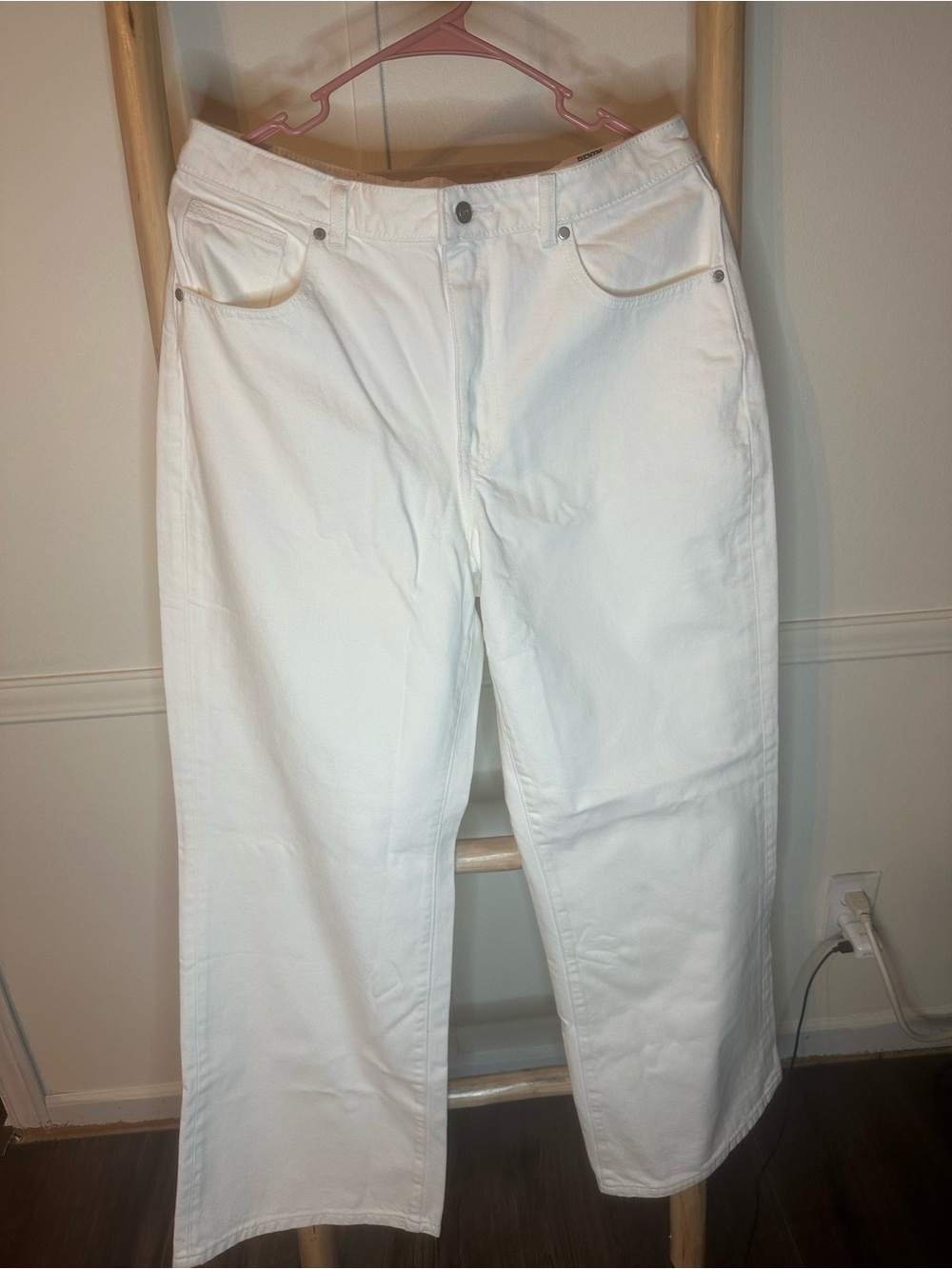 PINK Victoria's Secret Straight Leg White Jeans